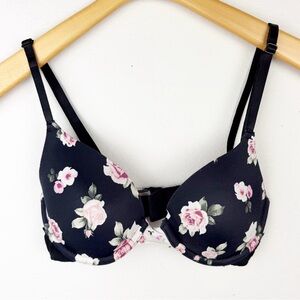 PINK Victoria's Secret Bra Wear Everywhere T-Shirt Lighty Lined Black Floral 32B